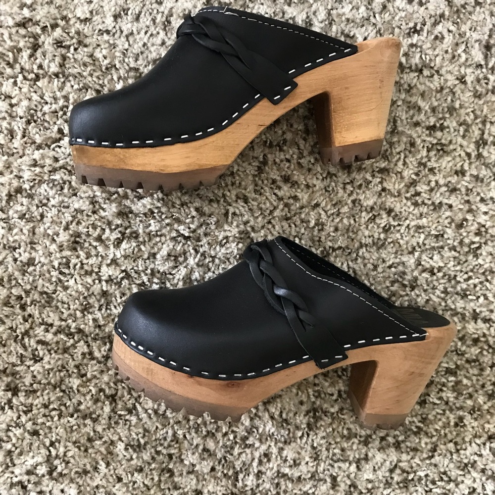 MIA Elsa black leather clogs 36 6 wooden sole